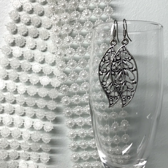 8/$25 💐🌸🌺costume jewelry - Picture 2 of 6